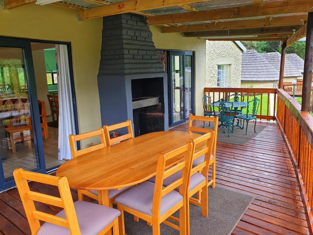 Gooderson Leisure Mountain View Cottages Self Catering And Timeshare Resort Дракенсберг Гардън Екстериор снимка