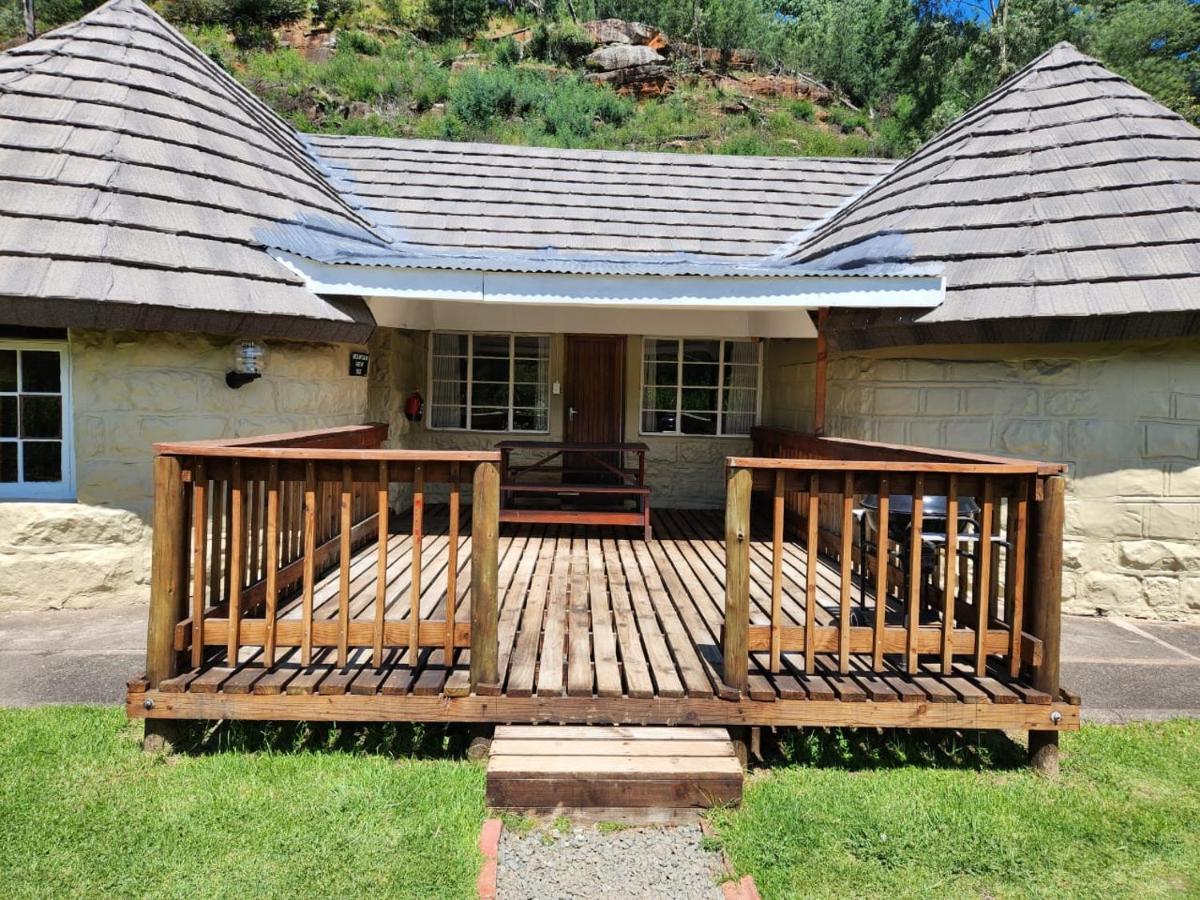 Gooderson Leisure Mountain View Cottages Self Catering And Timeshare Resort Дракенсберг Гардън Екстериор снимка