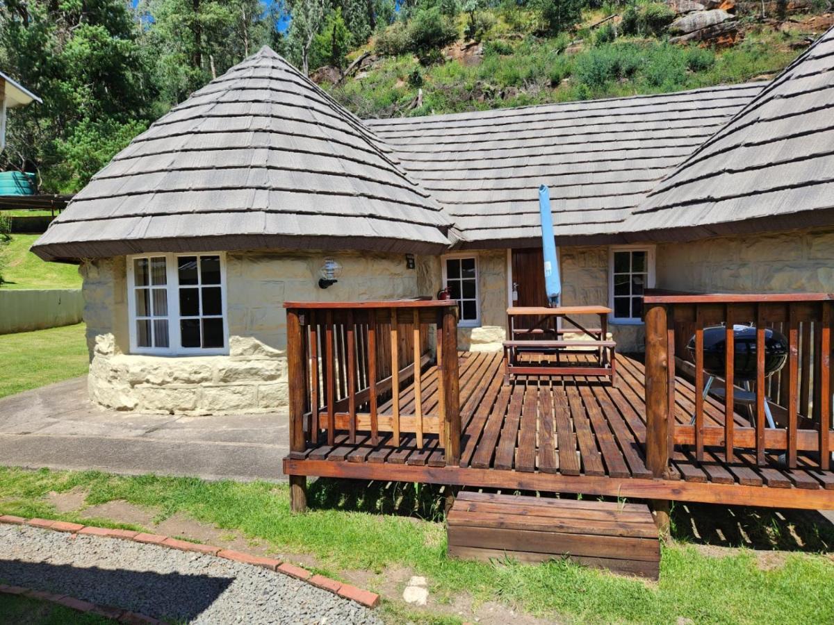 Gooderson Leisure Mountain View Cottages Self Catering And Timeshare Resort Дракенсберг Гардън Екстериор снимка